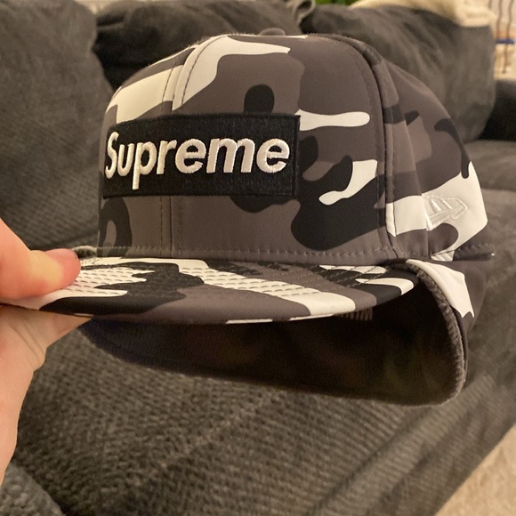 Supreme X New Era 59Fifty WindStopper Winter Hat - Picture 3 of 6